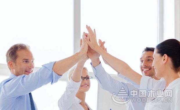 美国得州洪水造成至少13人死亡 逾20名夏令营儿童失踪