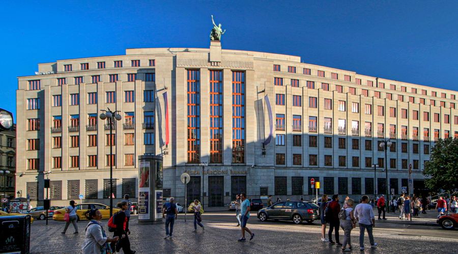 “剑鱼”17时升级为强热带风暴，预计强度逐渐增强